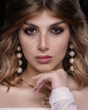 Suzan Al Salhiy Instagram - #birthday #مشاهير_العرب #مشاهير #مشاهير_الانستقرام #مشاهير_العراق #مشاهير_تيك_توك #تريند #ترند #كيك #فاشن #مودل #سوزان_الصالحي #سوزان