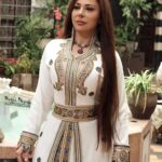 Suzan Negm ElDein Instagram – انعرض ست حلقات من مسلسل مربى العز
قدرتوا تفهموا جواهر لحد هلأ وللا لسه؟
هل هية خيّرة وللا شريرة؟
ظالمة وللا مظلومة؟
وبتتوقعوا تحقق حلما وللا لأ؟

تابعونا في مسلسل #مربى_العز  عبر شاشة MBC وعلى منصة شاهد لتعرفوا الحقيقة👌

.
.
.
#مربى_العز #جواهر #جواهر_مربى_العز #سوزان_نجم_الدین #رشا_هشام_شربتجي #بيئة_شامية #رمضان٢٠٢٣ #الحب_حياة #سوريا #دراما_سورية #drama2023 #syria #suzan_najm_aldeen #ramadan2023 Damascus, Syria