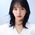 Suzu Yamanouchi Instagram - 山之内、宣材写真がリニューアルしました📸 大人になりました、、これまでとの差に驚いております。 ニュー山之内もよろしくお願い致します🌱 Photographer 本村仁 Hitoshi Motomura