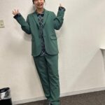 Suzu Yamanouchi Instagram - 最近の衣装たち👗💫 【阪急西宮ガーデンズ 15周年プロジェクト記者発表会】 ・ワンピース @elzawinkler_official 【テレビ朝日 中居正広のキャスターな会 3/18】 ・トップス、スカート @natsumi.okumura ・靴 @frapbois_official 【TBS アッコにおまかせ！3/12】 ・シャツ @shelluits ・ジャケット @arcanaarchiveofficial 【日本テレビ シューイチ】 ・シャツ、ブルゾン、パンツ @frapbois_official 【ABEMA Prime】 ・ジャケット、パンツ @frapbois_official ・シャツ @sforshoko ・靴 @camper_japan