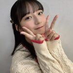 Suzu Yamanouchi Instagram - ひるおびの後、TBSから次の収録があるテレ朝まで早歩きで移動したら車移動のメイクさんより早くつきました🏃‍♂️ CM撮影のため爪短くしたよ💅 終わったらすぐネイルする💅