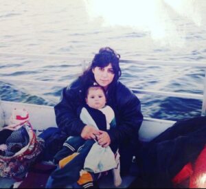 Suzy Antonyan Instagram - Happy Mother’s Day to the best mom ever I love you so much and I feel so blessed for you 😘😘😘 thank you for everything you do 
P.S. Here’s a couple pictures of me and my mom, 23 years apart 😂😂😂😂