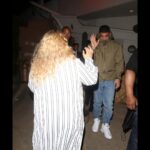 Suzy Antonyan Instagram - @champagnepapi If you’re reading this, it’s NOT too late!! I was so nervous to hug Drake 😩 here’s some pics of us tryna high five lmao Love you!! ♥️♥️ Los Angeles, California