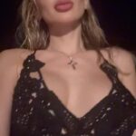 Svetlana Loboda Instagram - главное не потерять компас, меняя полюса 😉 #метелица #remіх
