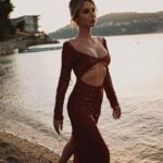 Svetlana Loboda Instagram - Як дитина радію, коли вам подобається те, що подобається мені ❤️ #КиївНіцца - історія, що з різними іменами та назвами міст сьогодні живе в кожному з нас. В головній ролі -завжди любов... Читаю ваши коментарі. Дякую вам за все❤️ #КиївНіцца Foto by @dimahoncharov @vetrova_sasha_