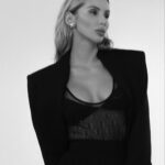 Svetlana Loboda Instagram - 22.09 🎤🎧🔥 📽️👌 #madeinUmixes