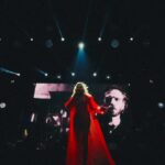 Svetlana Loboda Instagram - Я стою на сцені, але моя сила - в залі. В кожному вашому погляді.. Цей вечір в Ешторілі вкотре нагадав, що з єдністю в серці ми непереможні ❤️🇺🇦 ___ Although I stand on stage, my strength is in the audience. In each and every one of your gazes... This evening in Estoril once again reminded me that with unity in our hearts, we are invincible ❤️🇺🇦