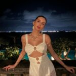 Svetlana Loboda Instagram - иногда тишина - самое ценное, что у нас есть…