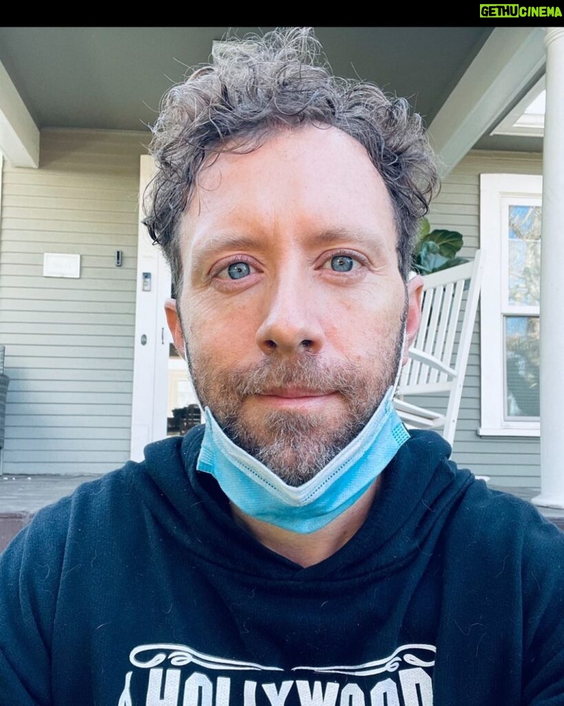 T.J. Thyne Instagram - It’s been a long pandemic. For the many still struggling, hang on tight, it will end, hopefully soon. with a lotta luck and global vigilance, Hopefully, soon. And when it does, I can’t wait, to see you, again. Sending you hugs galore, until then. 😊😊😊