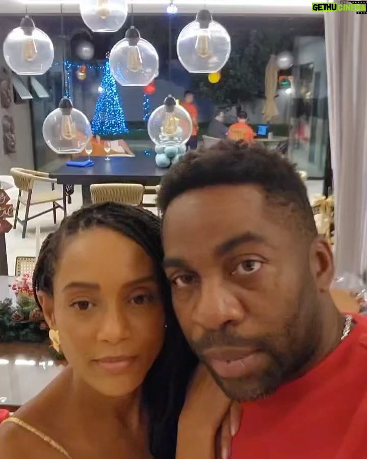 Taís Araújo Instagram - Um Natal lindo e harmonioso pra vcs, meus amores❤️