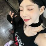 Taeyeon Instagram - 2023 투어 끝💜 서울을 시작으로 어제 싱가폴에서 막을 내렸어요 끝까지 열심히 임해주신 모든 스텝여러분 제일 고생많으셨습니다! 이번 공연으로 저는 한 번 더 용기를 얻었고 좋은 사람들도 얻었고 확신할 수 있었어요 저 스스로에 대해🦋 다 소원들 덕분이에요 늘 항상 깨닫게 해주고 배울 수 있게 해줘서 고맙습니다 투어는 끝이 났지만 앞으로 계속해서 이어질 활동들도 지켜봐 주세요 와… 이게 끝이 났네요 정말 🥲 자 이제 또 다음거 준비해야지… 응응 #끝 #태연콘서트 #TheOddOfLove #이번콘못온사람들정말유감 #대유감
