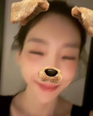 Taeyeon Thumbnail - 687.5K Likes - Most Liked Instagram Photos