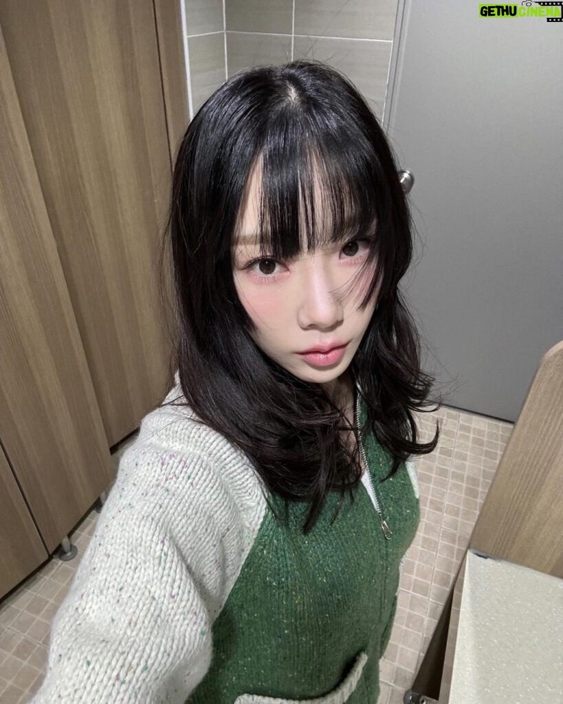 Taeyeon Instagram - 에휴