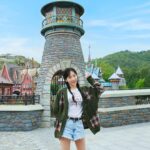 Taeyeon Instagram – TAEYEON is journeying into the World of Frozen for the first time in forever✨! Let’s follow in her footsteps and take a magical peek at Arendelle’s majestic fjord, traditional architecture, and iconic spots📍! Let’s go together “Into the Unknown!”

겨울왕국 세상으로 첫 여행을 떠나요✨！ 태연의 발걸음을 따라, 활기 넘치는 아렌델 왕국 속으로 들어가, 웅장한 왕국 풍경과 전통적인 양식의 건물 그리고 랜드마크📍를 구경하며, “숨겨진 세상”을 여행해 보아요!

太妍首次踏上魔雪奇緣世界的旅程✨！跟著她的腳步，走入充滿生機的阿德爾王國，欣賞當地的壯麗景致、傳統建築以及地標📍，展開 “Into The Unknown” 前往未知的歷程！

#TAEYEON #태연 #GirlsGeneration #소녀시대 @taeyeon.smofficial
#LetItGo #WorldOfFrozen #HKDisneyland #魔雪奇緣世界 #香港迪士尼樂園 Hong Kong Disneyland