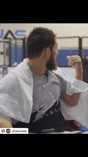 Tagir Ulanbekov Instagram - Последний бой и как это было.

@gorillaenergy.rus 

#Repost @ufceurasia 
・・・
📺 Ребята, напоминаем, что на нашем канале в YouTube вы уже можете посмотреть первую часть документального фильма «Наши в Абу-Даби»