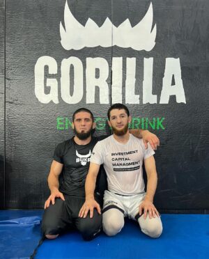 Tagir Ulanbekov Instagram - Лёгкая вечерняя тренировка. 
Потихоньку правильно и не спеша втягиваюсь в тренировочный процесс.