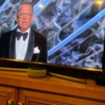 Tair Mamedov Instagram – Ничего необычного. Том Хэнкс на Оскаре говорит про Музей Селфи. Листайте дальше. @themuseumofselfies @tomhanks The 92nd Oscars