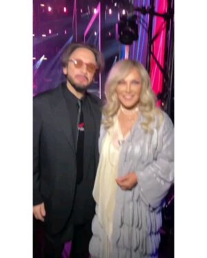 Taisiya Povaliy Instagram - Ну как же я Люблю Стаса @stas_mihailoff!! 😍🤗❤️
Девочки, он такой Красивый!! ❤️❤️❤️❤️❤️
@gutserievmedia
#таисияповалий #стасмихайлов #tpovaliyofficial #эхразгуляй