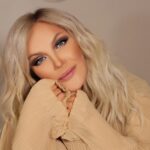 Taisiya Povaliy Instagram - ЗАВТРА ПРЕМЬЕРА! ВОЛШЕБНАЯ ЗИМНЯЯ СКАЗКА КАК САУНДТРЕК К ФИЛЬМУ О ВЕЧНОЙ ЛЮБВИ! 🙏🙏🙏✨❤️❤️✨❄️💫 Верите в чудеса? 🔥😍❤️ #таисияповалий #повалий #премьера #завтра #tpovaliyofficial #taisiyapovaliy #povaliy