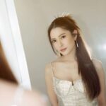 Taksaorn Paksukcharern Instagram - 😽✨ @pacharee @selfportraitbangkok @exhibitspace @bew_makeup @noppasitt.vote @jji__photo