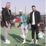 Tamer Hosny Instagram – نهاركم كله خير يارب🤲 💪💪الصور دي من اي عمل ؟😀