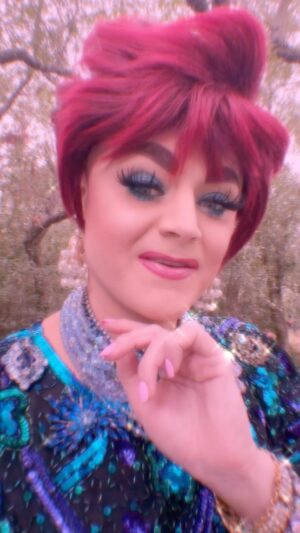 Tammie Brown Instagram - New Year’s Resolution 🎊🎉✨ 
book your @cameo .. 

#queenwithacause #notgrooming #nationaltreasure #queericon