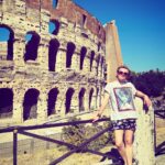 Tammie Brown Instagram - The Colosseum Rome 🇮🇹 Book your @cameo #notgrooming #queenwithacause #nationaltreasure #protectpuvungna #freeorcas #savetheorangutans #boycottpalmoil Trastevere, Rome, Italy