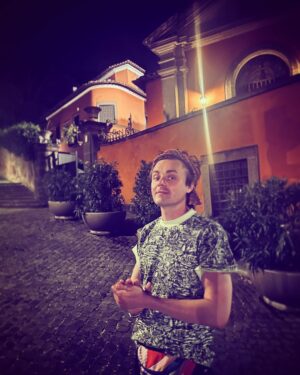 Tammie Brown Instagram - In Rome 🇮🇹 not México 🇲🇽 Book your @cameo for someone special .. 

#notgrooming #queenwithacause #nationaltreasure #protectpuvungna #freeorcas #savetheorangutans #boycottproducts