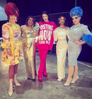 Tammie Brown Instagram - What a Treat @dragexpoau @itdevents Melbourne, Australia .. @kanenables @sindelstorm @chefmissjay @rtist_  Book your @cameo 

#queenwithacause #notgrooming #nationaltreasure #protectpuvungna #freeorcas #freelolita #boycottpalmoil #savetheorangutans