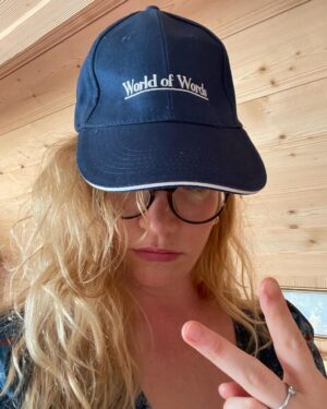 Tamzin Merchant Instagram - It’s been such a joy to spend the weekend at @wowgstaad hearing brilliant people talking about books and sharing a few thoughts of my own too 🤓

Thanks for having me and my sister along, WoW! We had an absolute ball ✨🇨🇭✨
