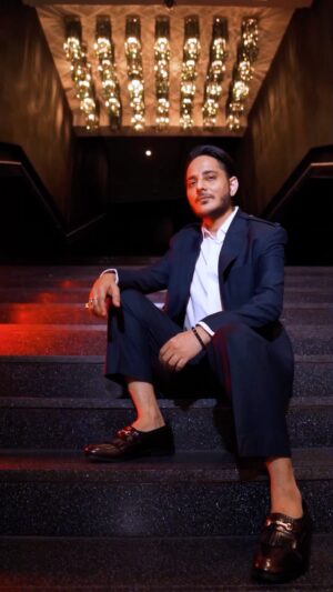 Tanishk Bagchi Instagram - 🎥 @uthman_studio.  Outfit by @diermeiss_by_the_dragon_lady
Shoes by @monkstoryofficial
Styled by @vibhutichamria
