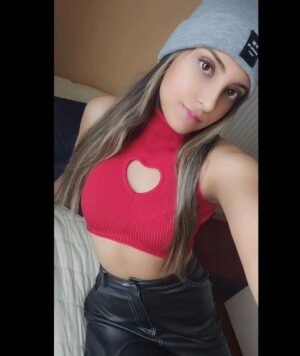 Tannaz Davoodi Instagram - Morning! Sending you all love and kisses💋✨️❤️

♡
♡
♡
♡
♡

#heartshaped #heart #love #kiss #myheart #kisskiss #kisses #cute #loveyou #red #blonde #blondehair #brunettegirl #brunette #Persian #irani #iranian #iraniangirl #Persian #persiangirl #hehe #longhair #shein #sheingals #sheinhaul #redtop #hearttop #london #unitedkindom