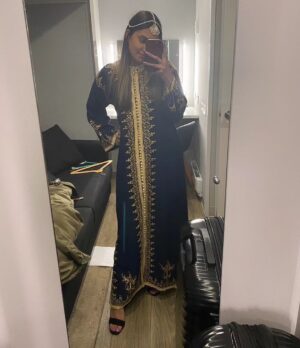Tannaz Davoodi Instagram - BTS pictures of Animal movie Jamal Jamaloo song💕

♡
♡
♡
♡
♡

#jamaljamal #jamaljamaloosong #jamalkudu #jamaljamaloogirl #jamalkudugirl #Animal #bollywood #bollywoodmovies #bollywooddancer #persian #irani #iranian #iraniangirl #persiangirl #onset #movie #movieset #bts #behindthescenes #animalmovie #bobbydeol #ranbirkapoor #tannazdavoodi #persiansong #iraniansong #unitedkingdom #throwback #animalthefilm
