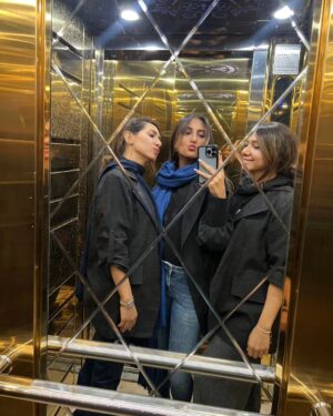 Tannaz Davoodi Instagram - Iran ❤️

♡
♡
♡
♡
♡
♡

#iran #tehran #iranian #persian #irani #persiangirl #iraniangirl #iraniangirls #girls #brunettegirl #blonde #medditeranean #love #family #familytime #familygoals #familyphotography #familytravel #familyfun #fun #iloveyou #photo #smile