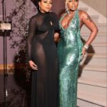 Taraji P. Henson Instagram - It was a true honor to present my sister @therealmaryjblige her well deserved #womanoftheyear award. Thank you @glamourmag for giving the 👑 her flowers and for including me in the celebration. What a night💜💜💜