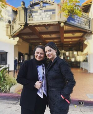 Taraneh Alidoosti Instagram - ‌
با سحر مصیبی، پیش از اکران «اورکا» در سی‌وهفتمین جشنواره فیلم سانتا باربارا.
.
US premier for “Orca”, @officialsbiff 
With director @sahar_mossayebi 
.
Wearing @yalda.thelabel 
@noorarashdesigns 
Shoes: @mehrnooshshahhoseini
.
In collaboration with @aassttiinn