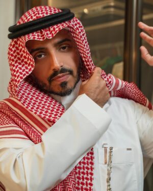 Tareq Al Harbi Instagram - ثوب جاهز، فخم وفي دقايق ... زور أقرب معرض مهيار  او Mihyar.com واشتري كل اللي في خاطرك
@mihyararabia
#أنا_اخترت_مهيار
#السنة_غير
#ad