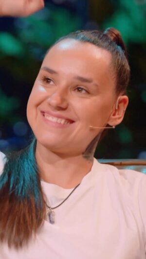 Tatyana Minzhurenko Instagram - Завтра , сразу после финала «ВЫЖИТЬ В ДУБАЕ» будет ШОУ ВОЛИ с участием всех финалистов , включай ТНТ В 19:00 , я жду тебя 💣