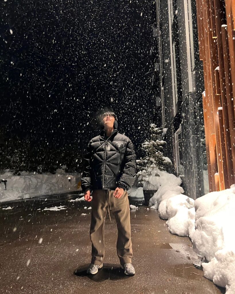Tawan Vihokratana Instagram - Let it snow,Let it snow, can't hold it back anymore 🌨️☃️