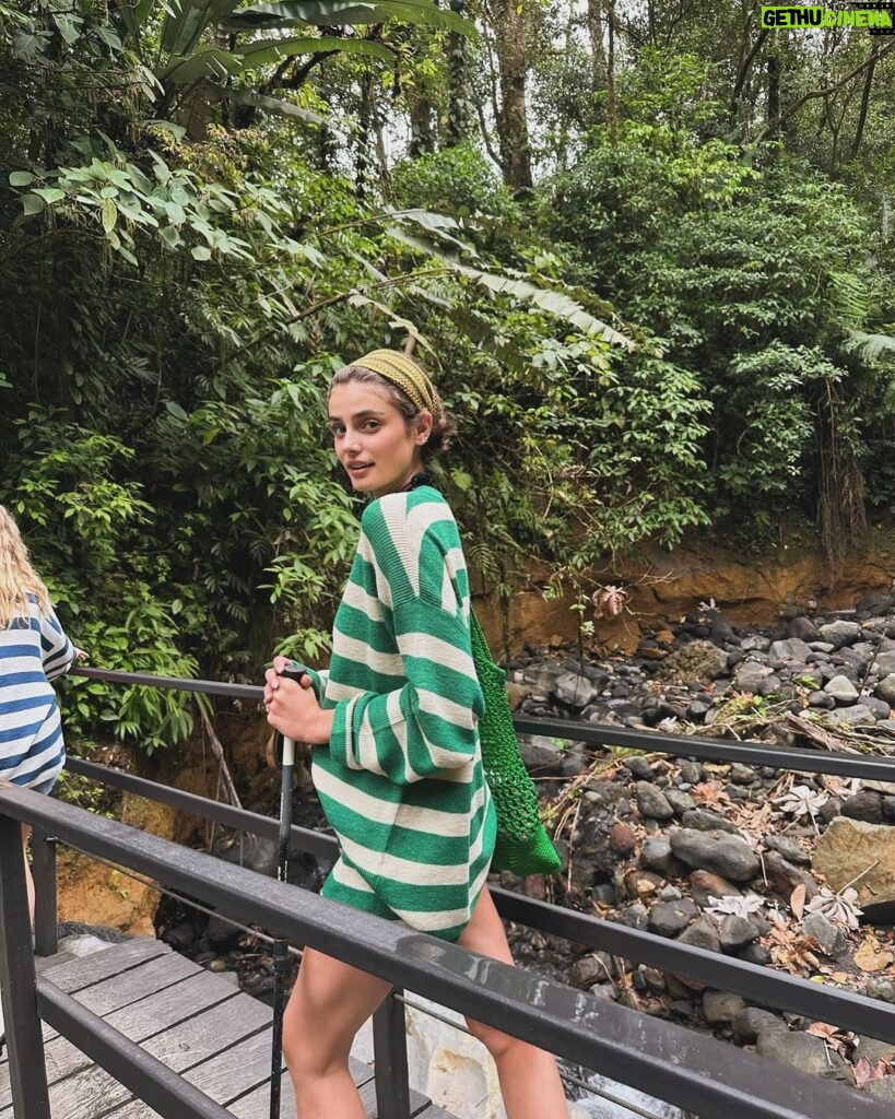 Taylor Hill Instagram - Hiking, waterfalls, and sunsets oh my ✨ Costa Rica