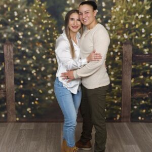 Tecia Pennington Instagram - We meet when I was 23 - You said I got smart when I was 26 & we started dating - At 32 we got married - At 33 I had our daughter - Now at 34 we continue to make amazing memories, our 8th Christmas, a world title coming, and best of all we get to share this holiday season with Alayah our mini ♥️🙏🏼🎅🏼 #RockNado #UntilAlways #MyLove #Moms #MyBestFriend #Christmas2023 #Familyof3 #ILoveYou #MuchoMucho PS I really love this photo!