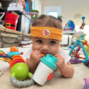 Tecia Pennington Instagram - Merry Christmas from my beautiful family to yours 🎁🎄 2023 by far has been the best holiday ever! Alayah is such a blessing, love you mucho mucho mija ❤️🎅🏼🙏🏼 It was so amazing watching her try to open presents and play with her new toys.