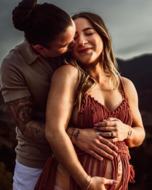 Tecia Pennington Instagram - Last week of just us 🤍 I’d be lying if I said I wasn’t a bit sad and nervous, but definitely mostly excited for this new chapter! I’ve cried many many times. Happy tears and tears of wanting to be the best mommy I can be and give our princesa everything I never had. Without a doubt I know I’ve chosen the best partner to parent with and do life with. Baby P has a world of learning, exploring, and love coming to her! 🫶🏽 My forever #WCW @raquel_pennington Swipe to see the cutest face 🥰 📸: @rootandwandercophotography