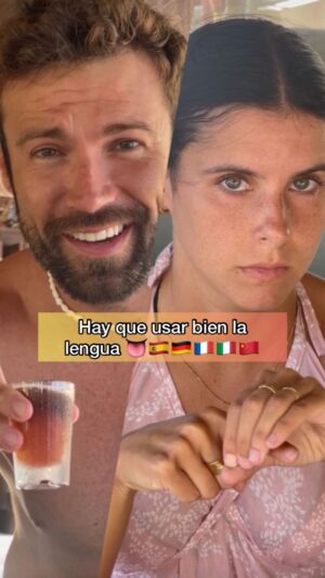 Teresa Pérez Instagram - Hay que usar bien la lengua 👅🇪🇸🇮🇹🇫🇷🇨🇳🇩🇪 #chicas #chicos #humor