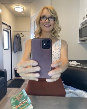 Teryl Rothery Instagram - Can’t start a season without a trailer picture. Geez, my hands look huge!👀😂
#virginriver #virginriverseries #netflix 💕