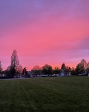 Teryl Rothery Instagram - Look at this sky!  My daughter took this. 💕