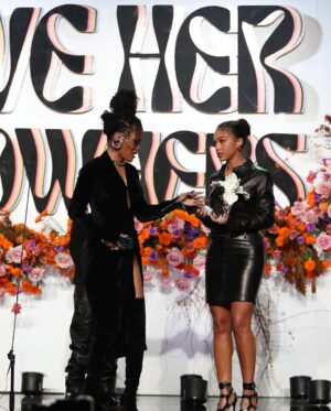 Teyana Taylor Instagram - Father God, I thank you for who you are.  All seeing, all knowing and all powerful! Thank you for reminding my heart that your plan is far greater than any plan I have for my life.  Thank you for reminding me & all of the amazing women in this room that the wait was not punishment it was preparation for what was already written in the palm of your hands & your plans. I am forever THANKFUL 🥹🖤🙏🏾

Thank you to @heatherlowery & the whole @femmeitforward family for honoring me with the VISIONARY AWARD at the2023 #giveherflowhers Gala…💐 Thank you @loriharvey & @heatherlowery for the sweetest tribute..I’m so grateful 🙏🏾And a big congratulations to all the amazing women of the night ✨💫🖤

📸: @jerrittclark  @kvnhrtlss