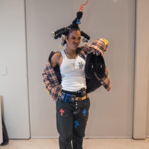 Teyana Taylor Instagram - Don’t be a menace to society while drinking your juice in Chrome Hearts & bunny steppassss 🐰🔫

Loc Dog 🔫

📸: @kvnhrtlss