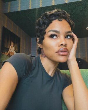 Teyana Taylor Instagram - Hi 🌹