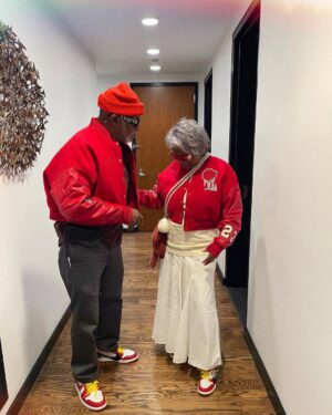Teyana Taylor Instagram - Love is the softest rose in the soul’s garden….🌹 What a blessing to witness my grandparents celebrating 23 years of marriage, in the year 2023, in my very own MJ 23 @jumpman23 collection & kicks…Priceless 🥹 

I love you both very much. Thank you for showing us that love ages like fine wine 🍷….Happy 23rd wedding anniversary 🌹✨🥹😍

P.S. Now y’all see where I REALLY get my swag from 😎